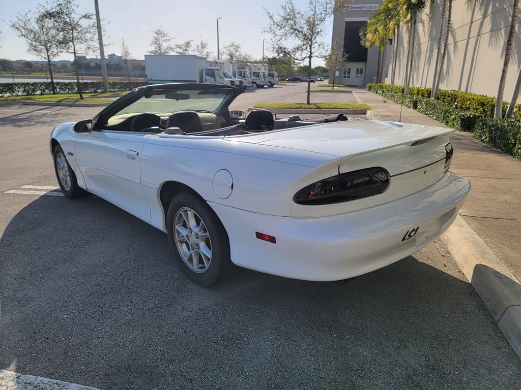 Photo 6 of this CHEVROLET CAMARO