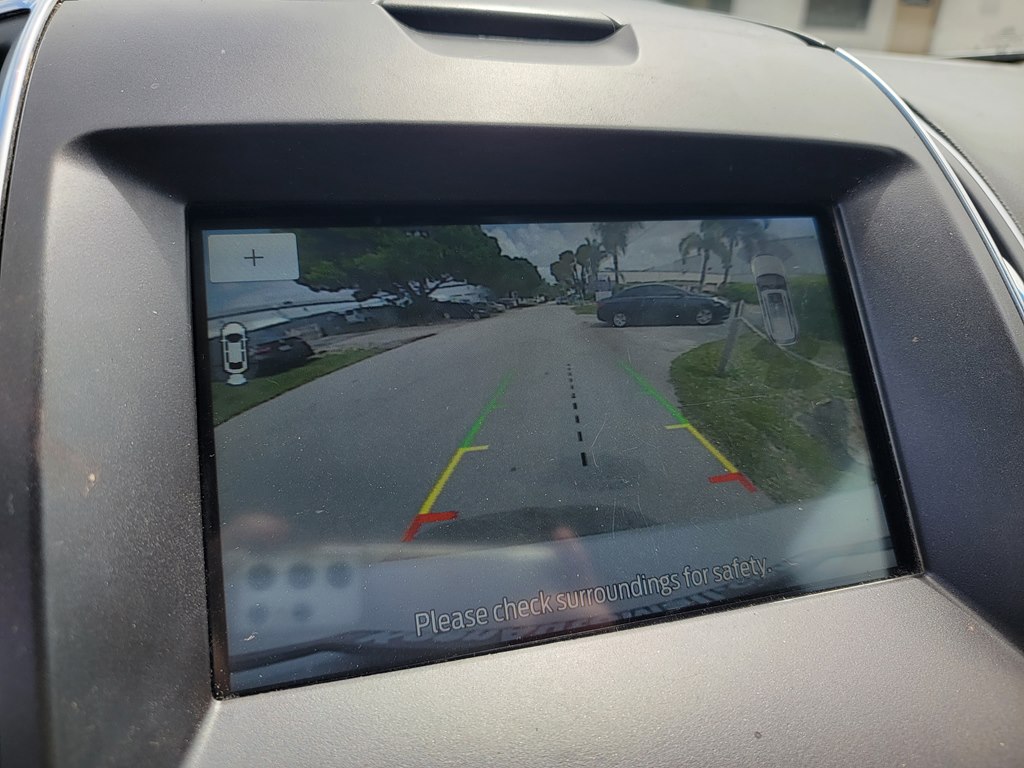 Photo 13 of this FORD EDGE