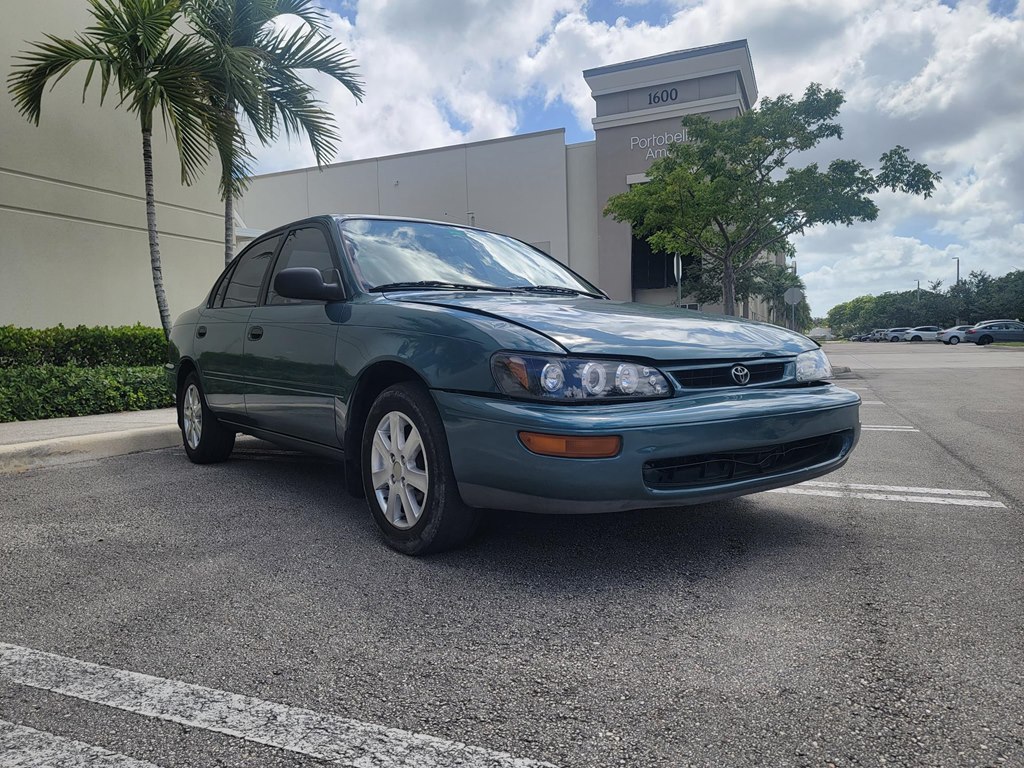 Photo 7 of this TOYOTA COROLLA