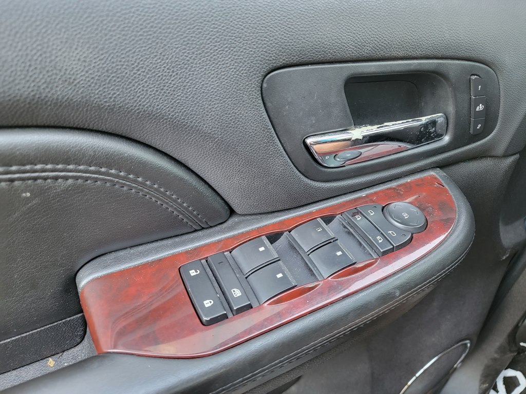 Photo 15 of this CADILLAC ESCALADE