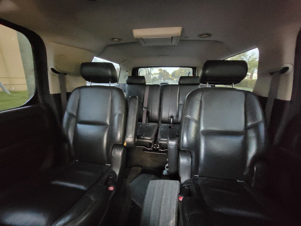 Photo 12 of this CADILLAC ESCALADE