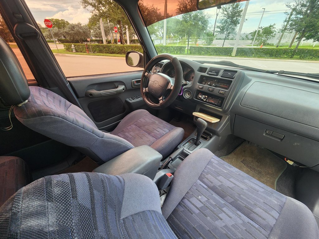 TOYOTA RAV4 1997 TOYOTA RAV4 JT3HP10V4V7041556