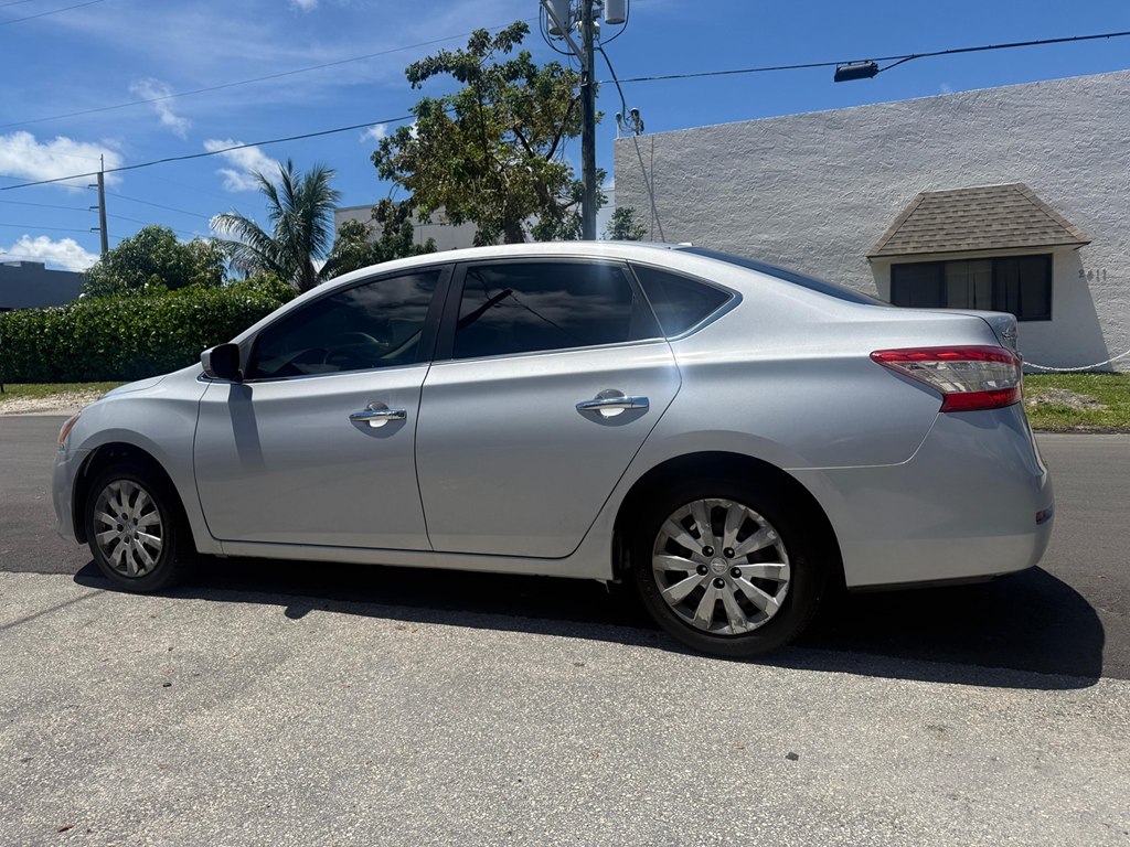 Photo 3 of this NISSAN SENTRA