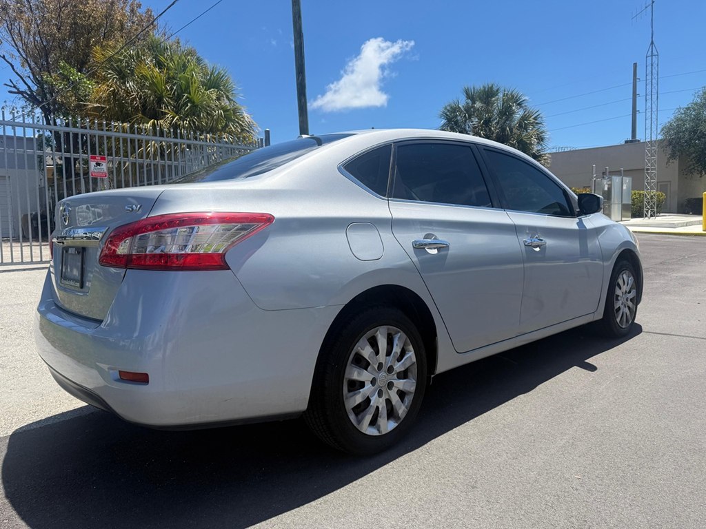 Photo 5 of this NISSAN SENTRA