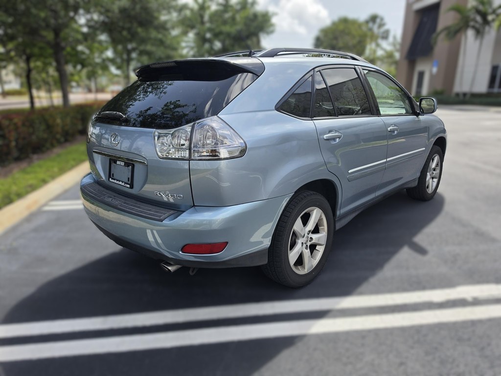 Photo 3 of this LEXUS RX