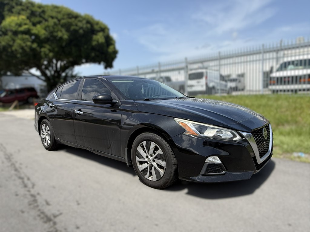 Photo 2 of this NISSAN ALTIMA