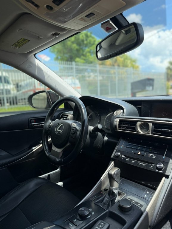 LEXUS IS 2014 LEXUS IS JTHBF1D23E5031146
