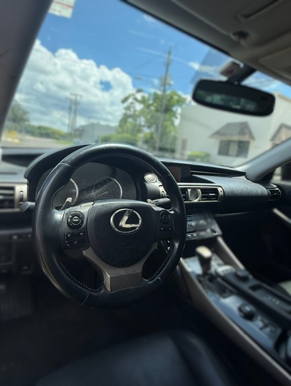 LEXUS IS 2014 LEXUS IS JTHBF1D23E5031146