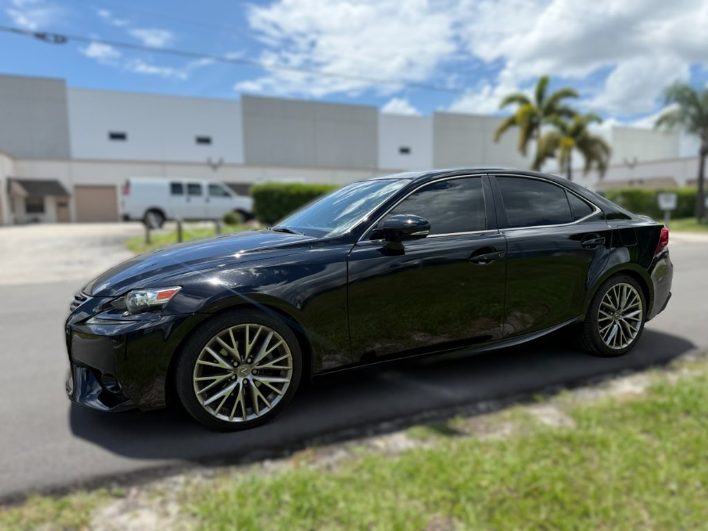 LEXUS IS 2014 LEXUS IS JTHBF1D23E5031146