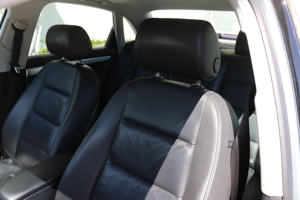 Photo 5 of this AUDI A4
