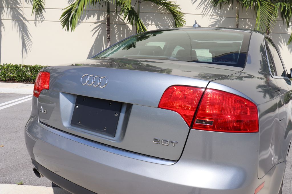 Photo 14 of this AUDI A4