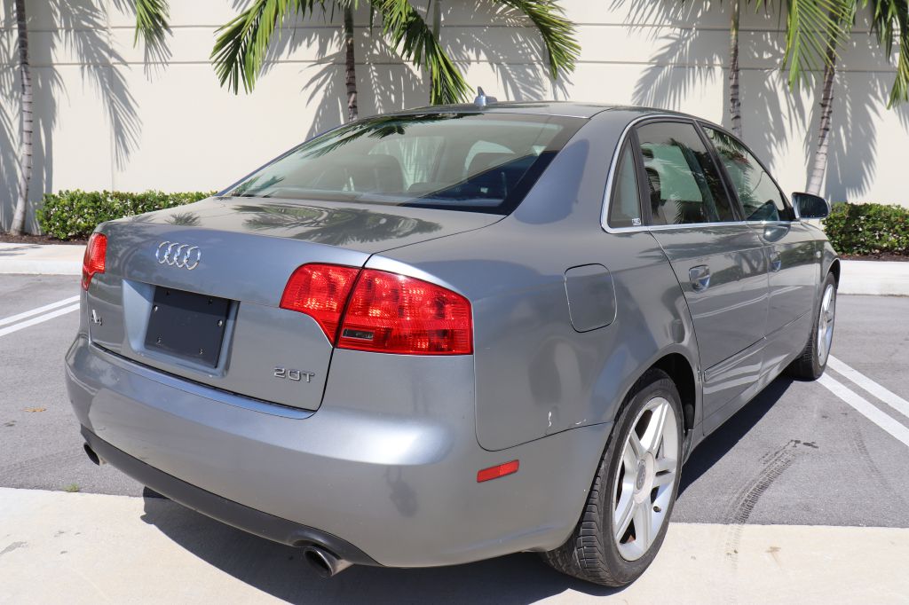Photo 17 of this AUDI A4
