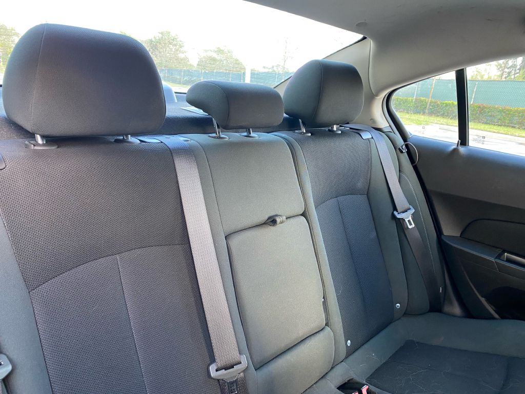 CHEVROLET CRUZE 2011 CHEVROLET CRUZE 1G1PF5S96B7230103