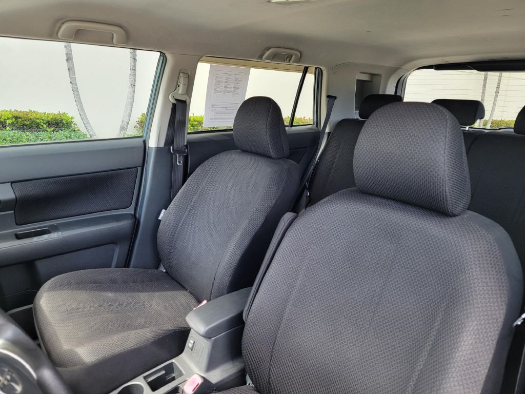 SCION XB 2010 SCION XB JTLZE4FE1A1103334