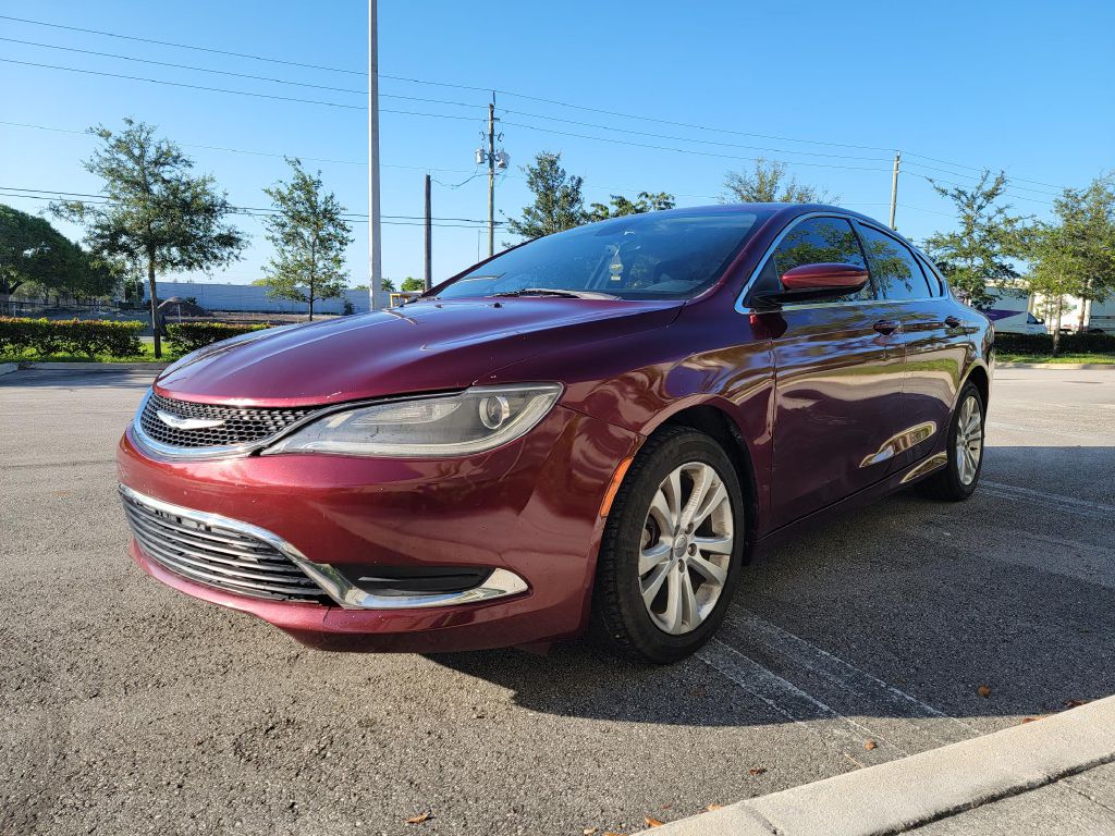 Photo 2 of this CHRYSLER 200