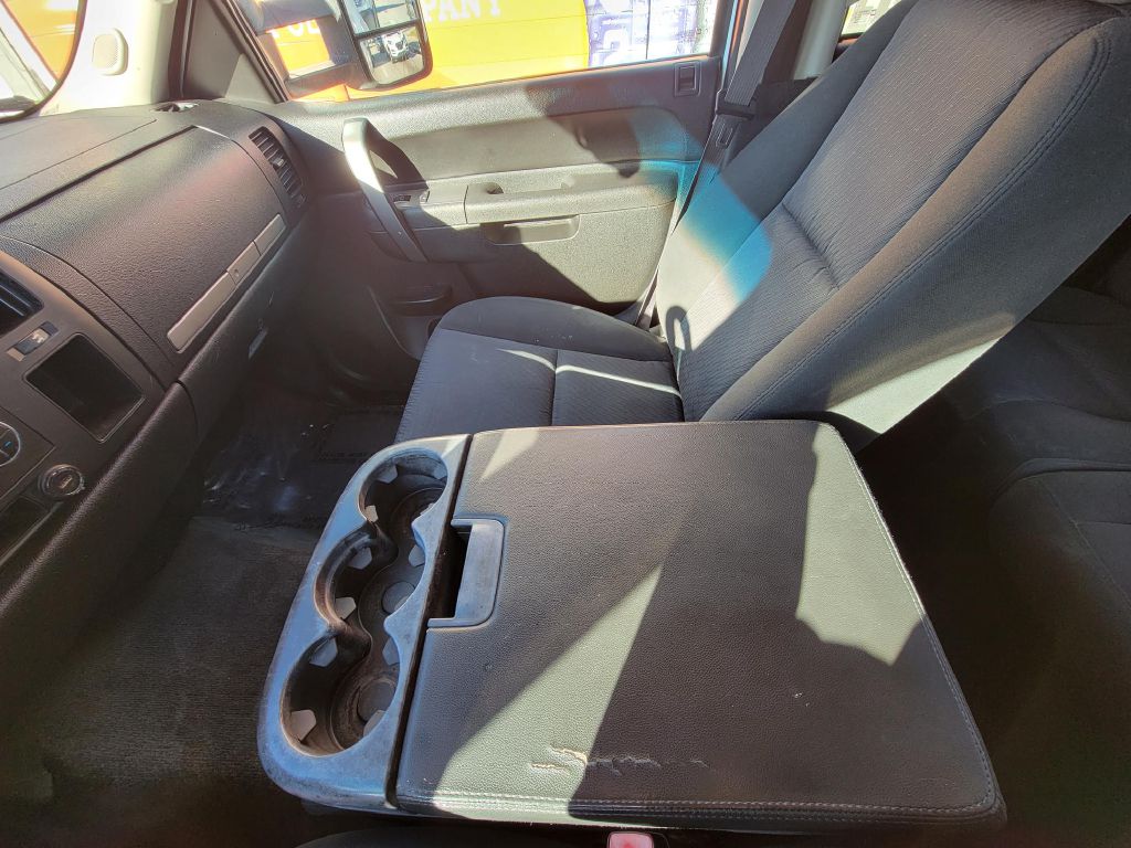 Photo 13 of this GMC SIERRA