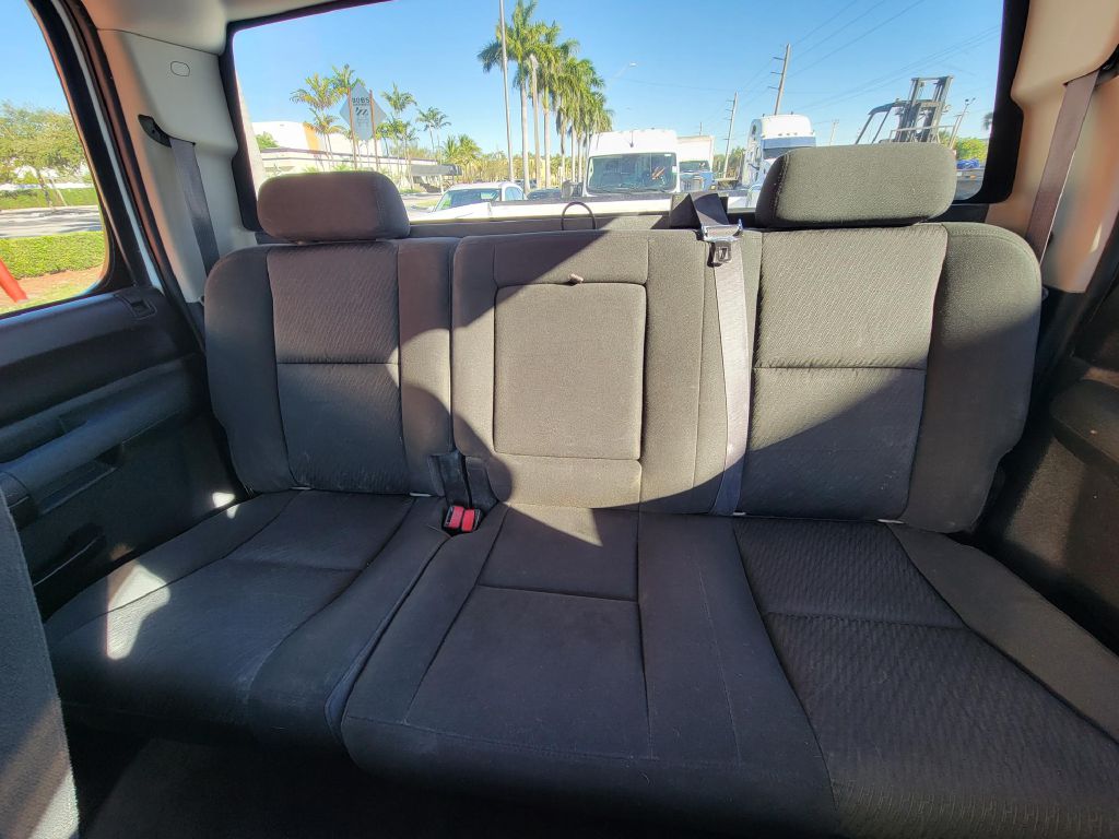 Photo 12 of this GMC SIERRA