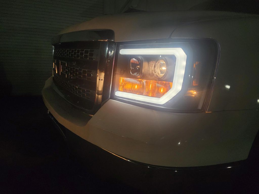 Photo 22 of this GMC SIERRA