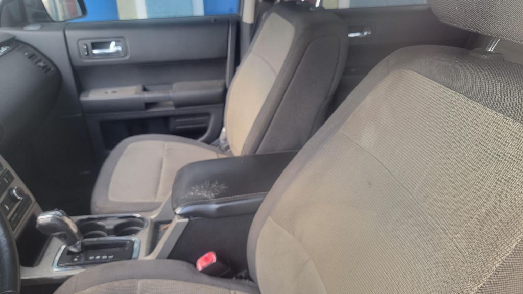 Photo 7 of this FORD FLEX