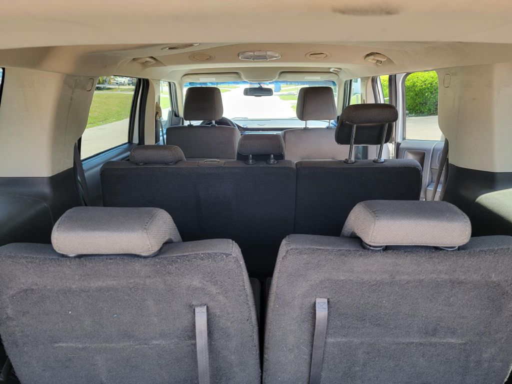 Photo 9 of this FORD FLEX
