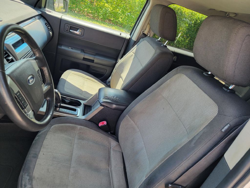 Photo 12 of this FORD FLEX