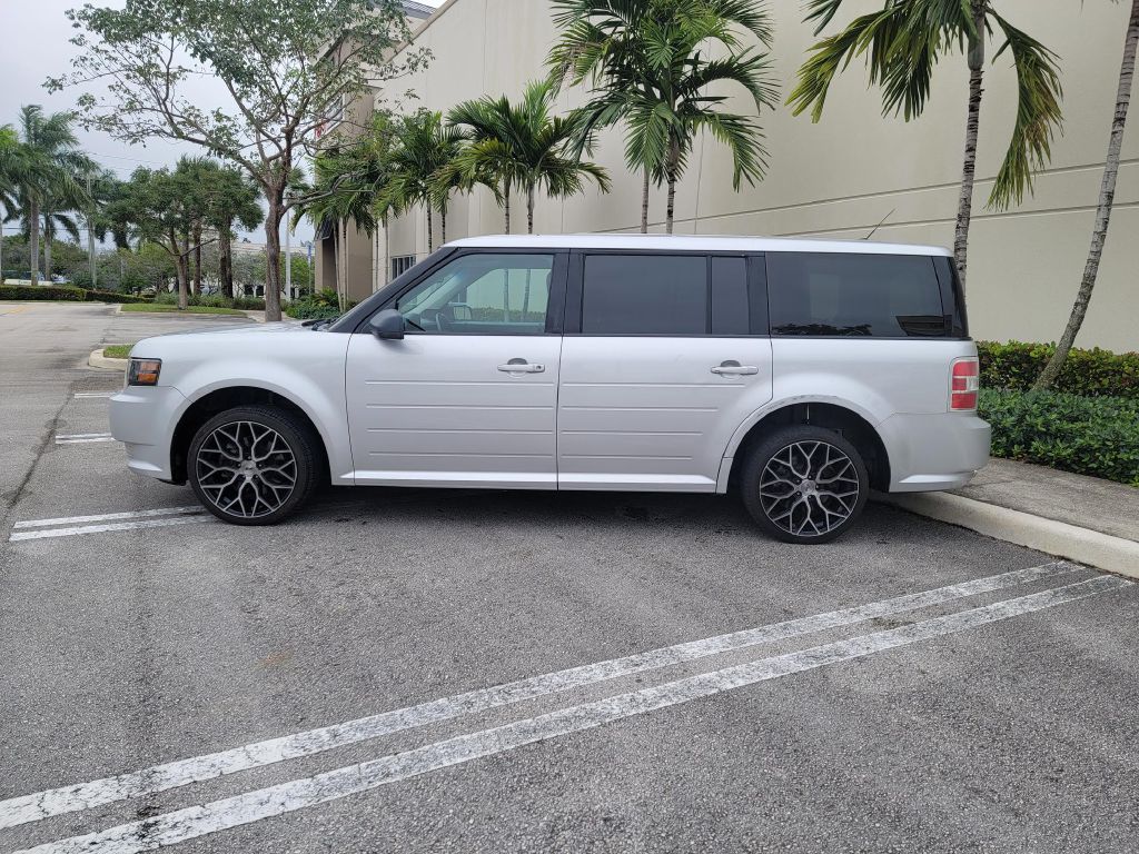Photo 6 of this FORD FLEX