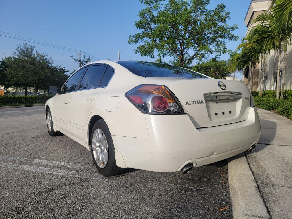 Photo 4 of this NISSAN ALTIMA