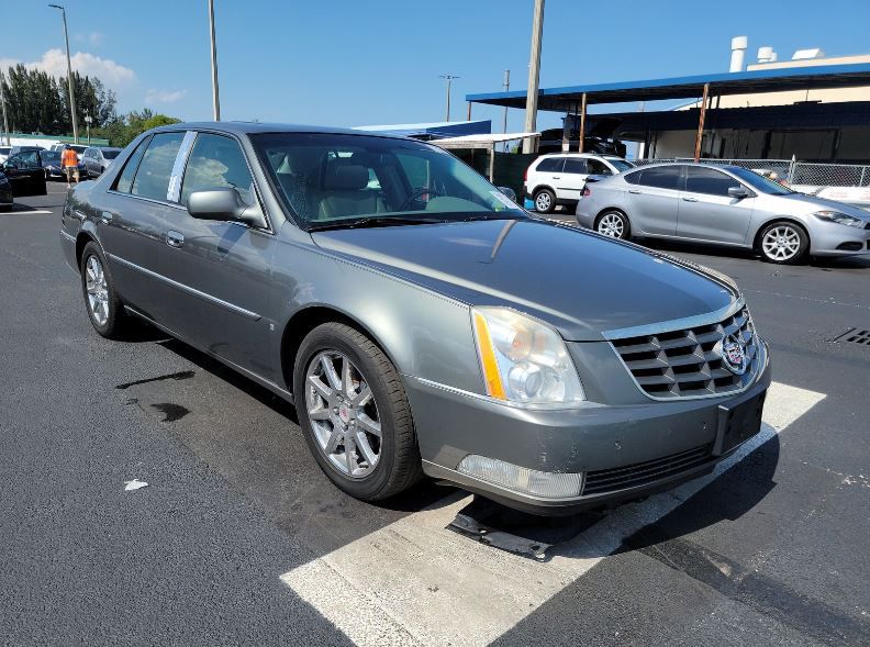 Photo 5 of this CADILLAC DTS