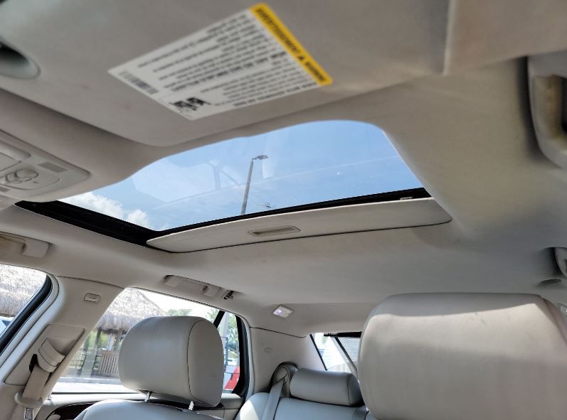 Photo 11 of this CADILLAC DTS