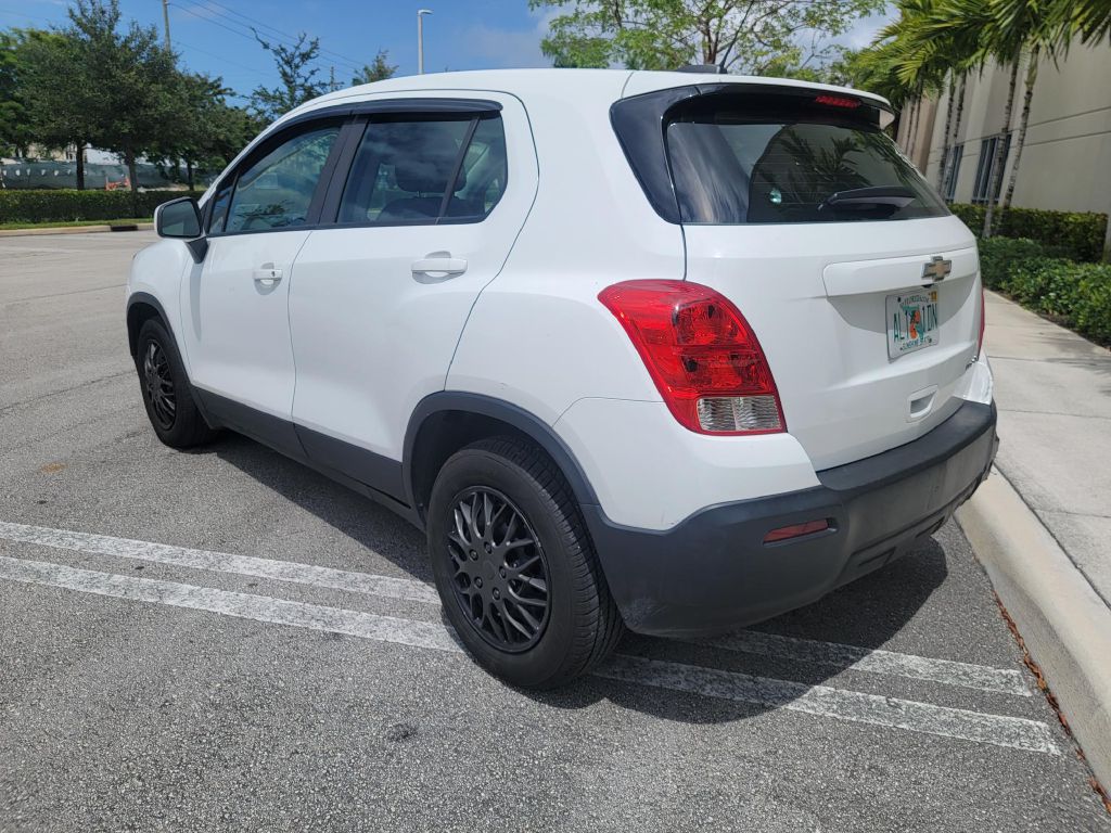 Photo 7 of this CHEVROLET TRAX