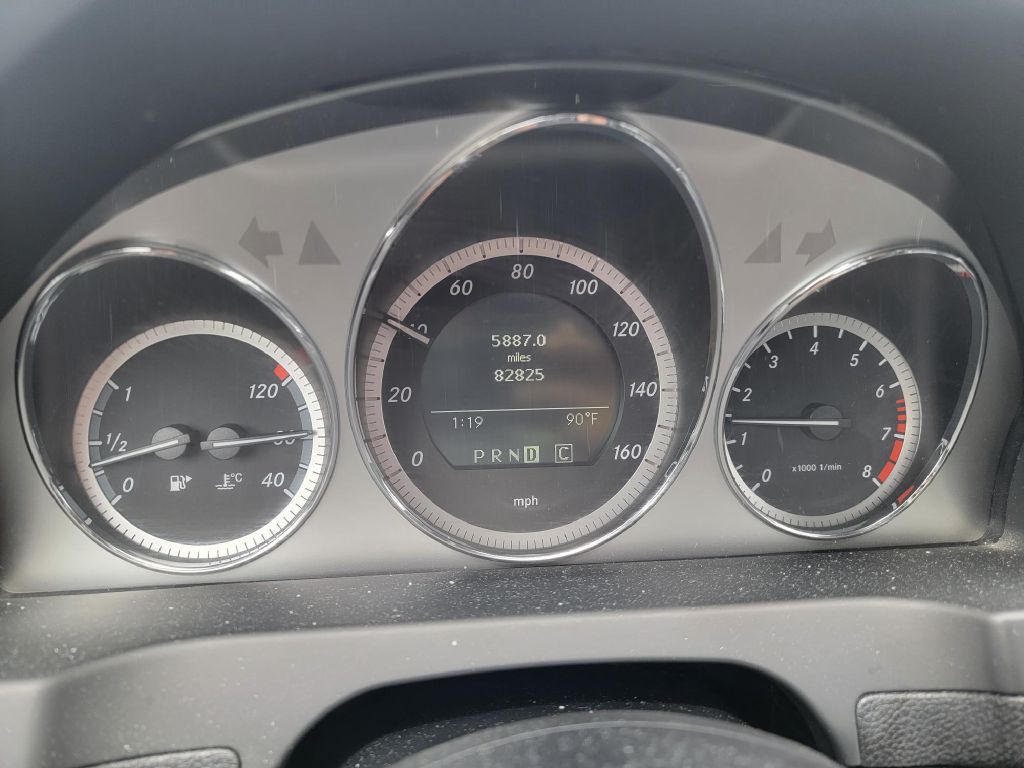 MERCEDES-BENZ C-CLASS 2010 MERCEDES-BENZ C-CLASS WDDGF8BB0AR129367
