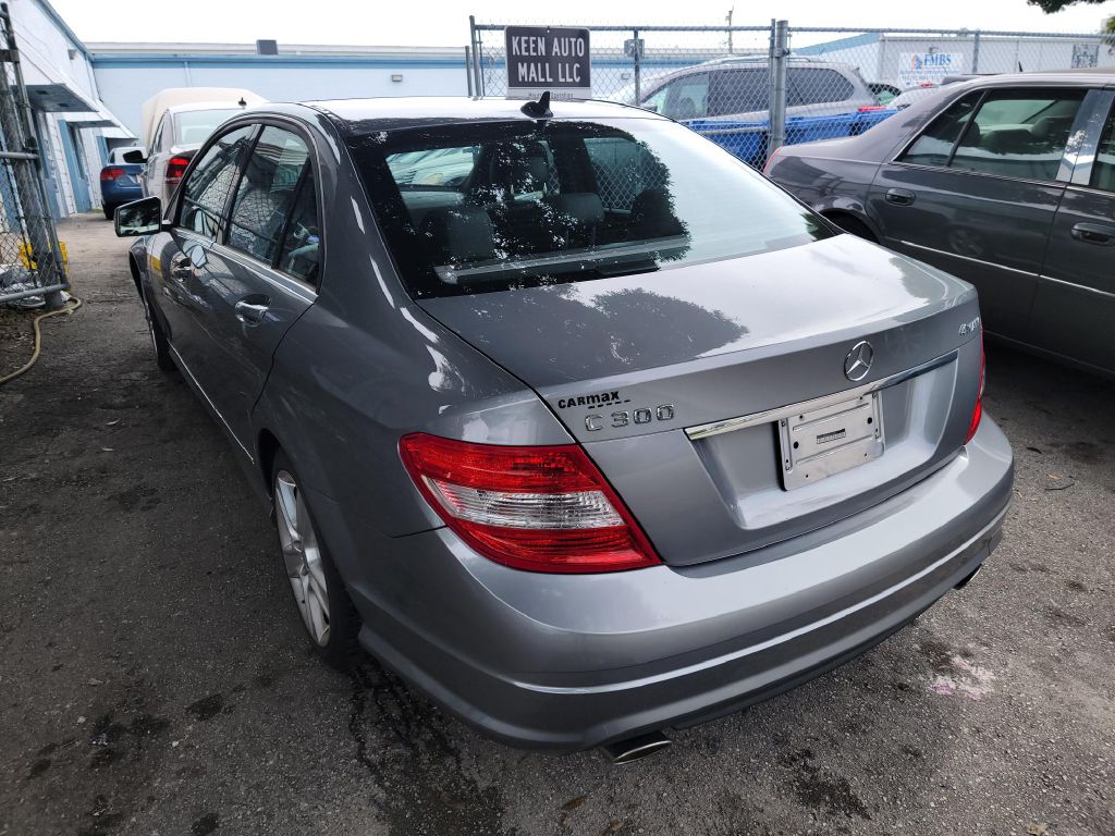 MERCEDES-BENZ C-CLASS 2010 MERCEDES-BENZ C-CLASS WDDGF8BB0AR129367