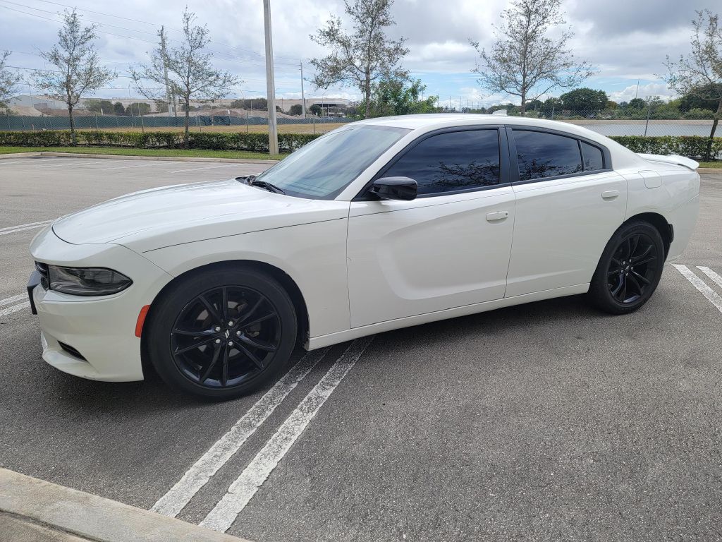 Photo 4 of this DODGE CHARGER