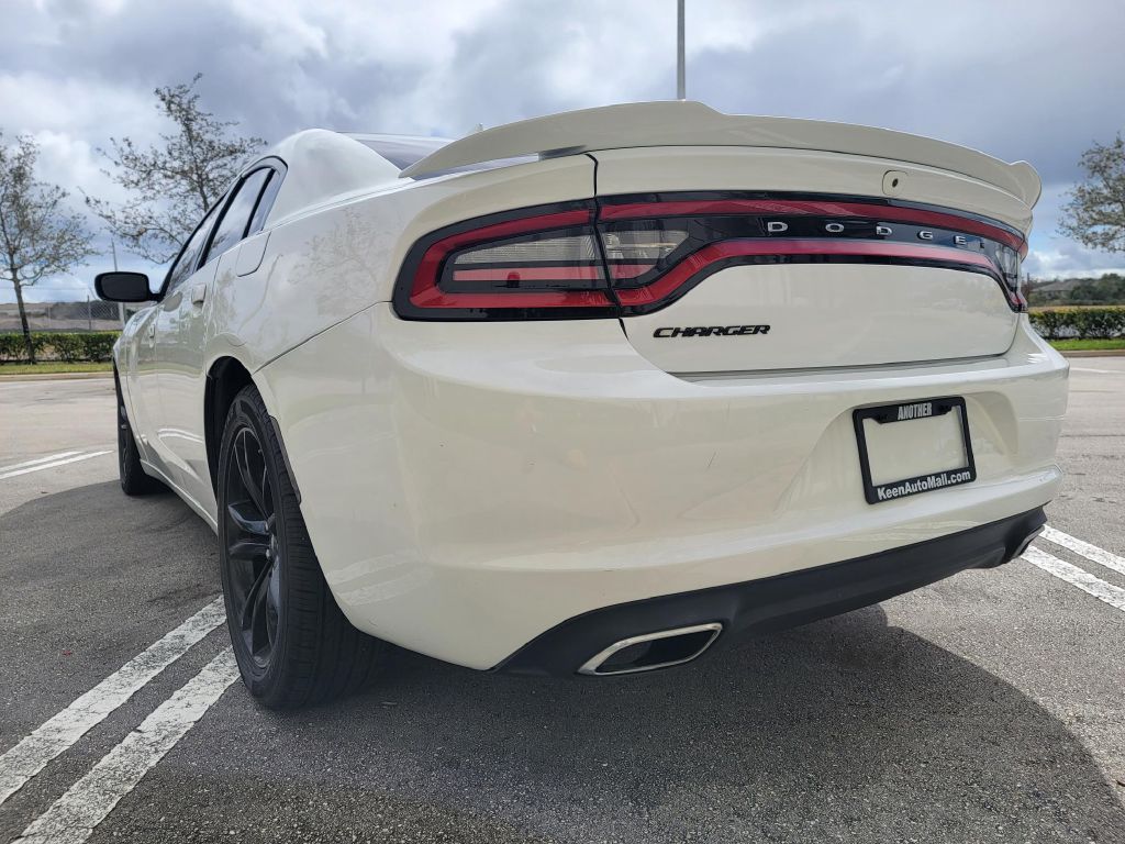 Photo 6 of this DODGE CHARGER