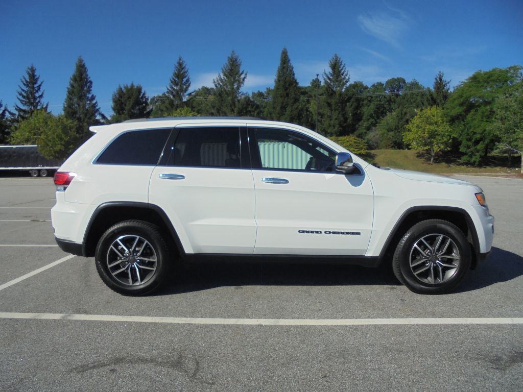 Photo 6 of this JEEP GRAND CHEROKEE