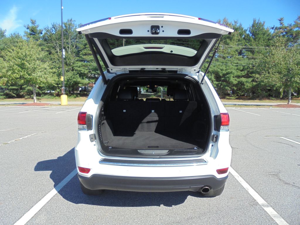 Photo 14 of this JEEP GRAND CHEROKEE