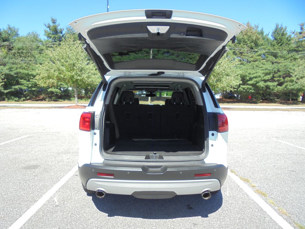 Photo 17 of this GMC ACADIA