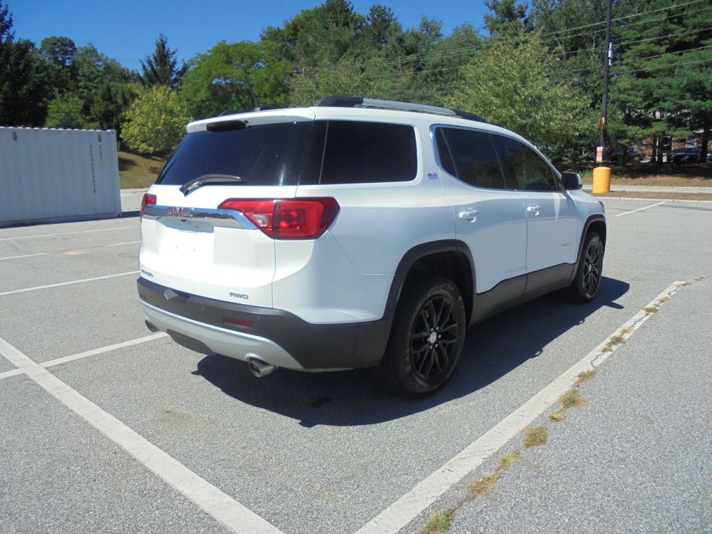 Photo 5 of this GMC ACADIA