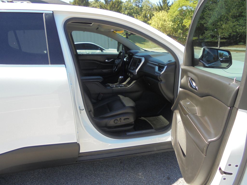 Photo 12 of this GMC ACADIA