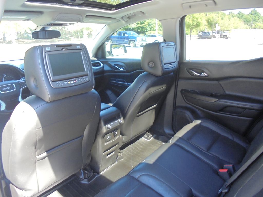 Photo 14 of this GMC ACADIA