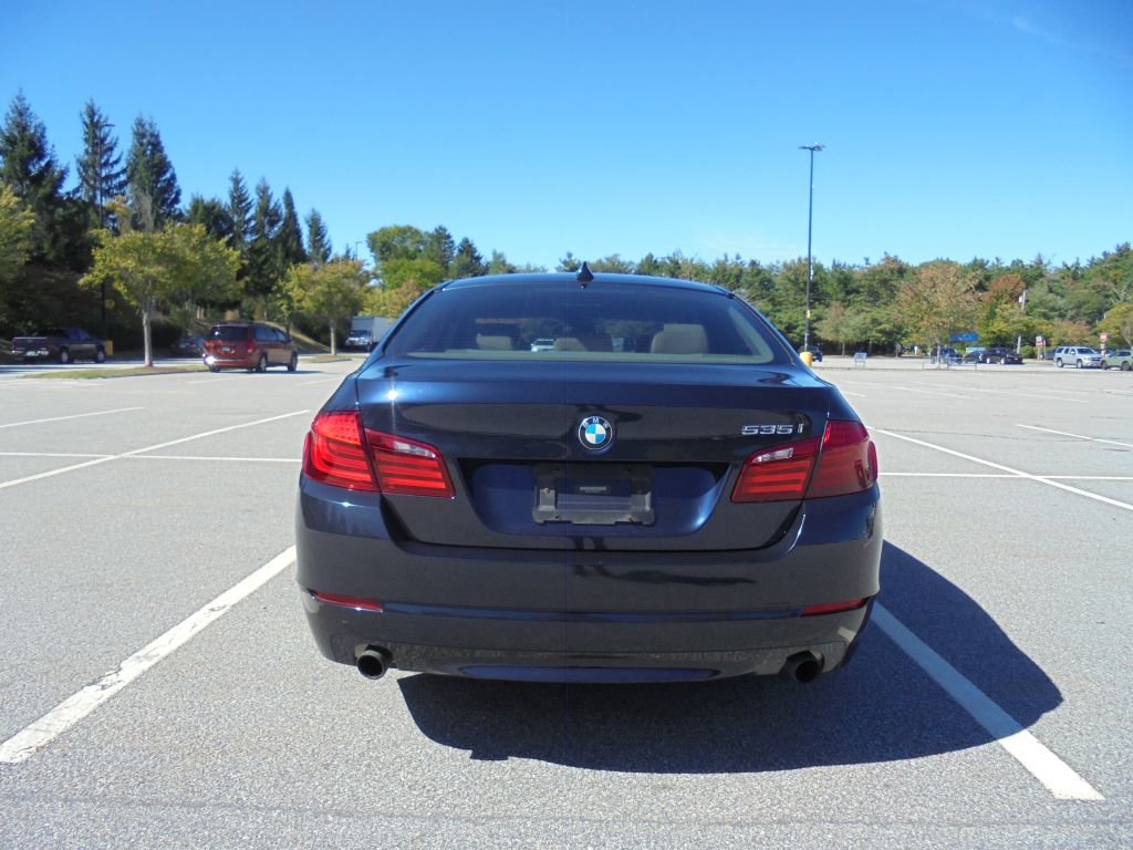 Photo 4 of this BMW 535