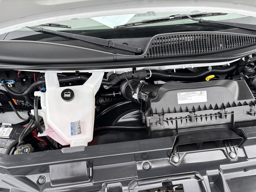 2023 Chevrolet Express 2500 Cargo Van photo 8