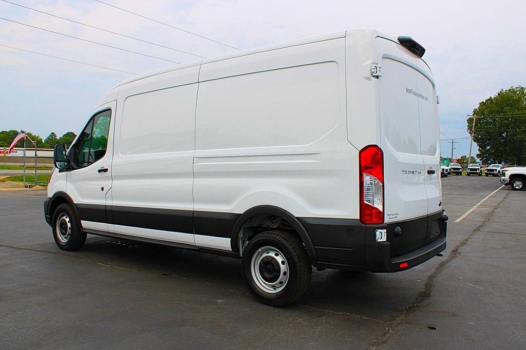 2024 Ford Transit XL photo 4