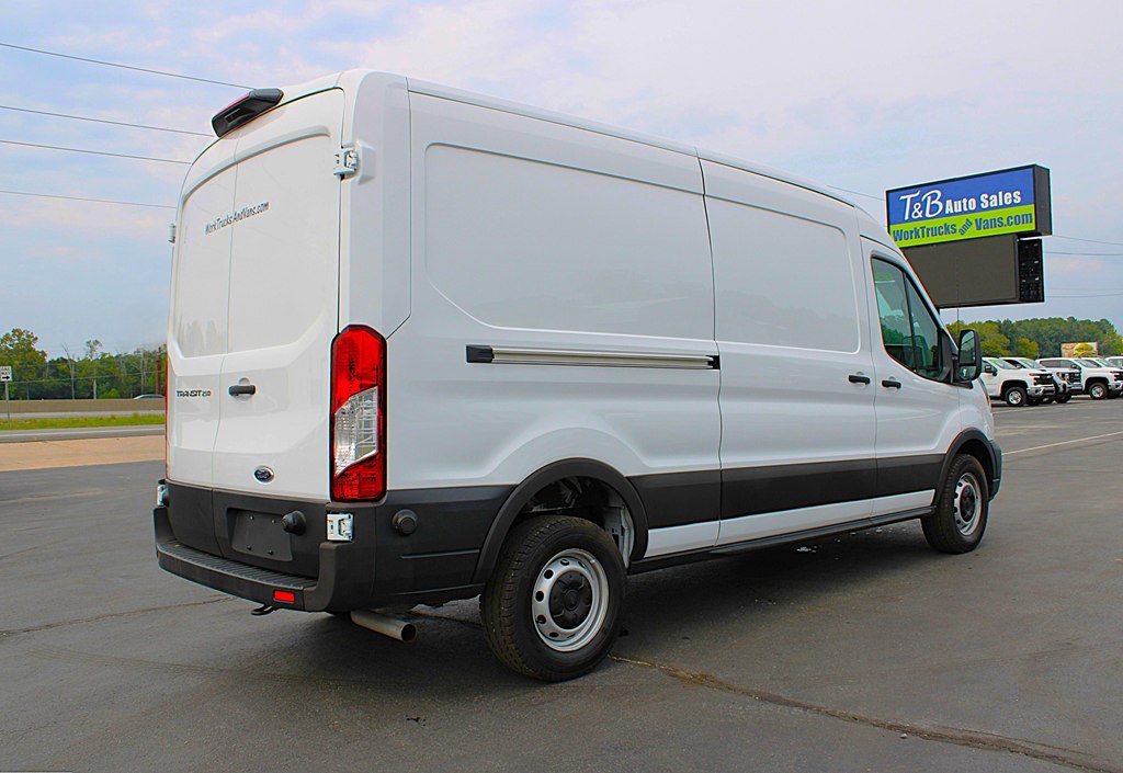 2024 Ford Transit XL photo 5