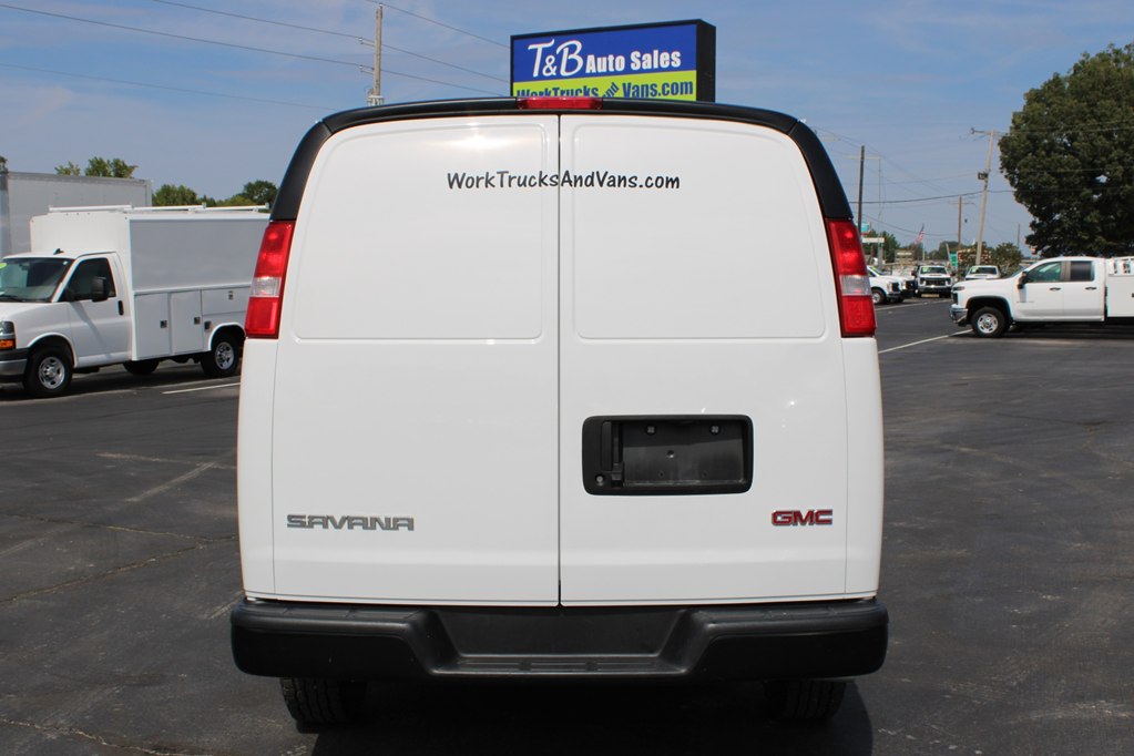 2024 Gmc Savana 2500 Cargo photo 5