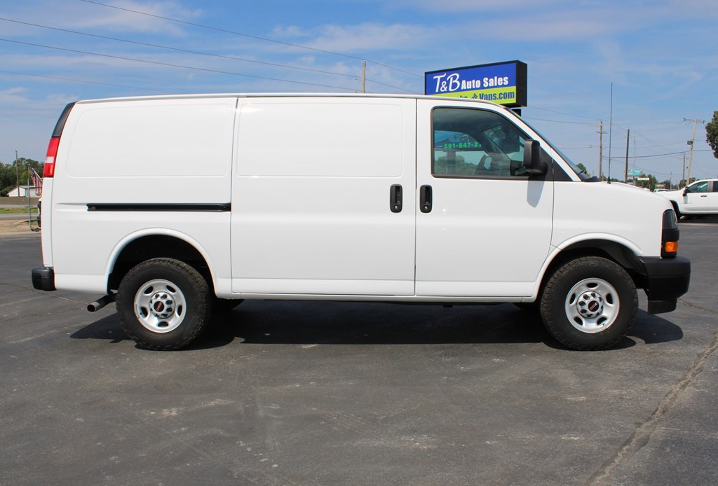 2024 Gmc Savana 2500 Cargo photo 2