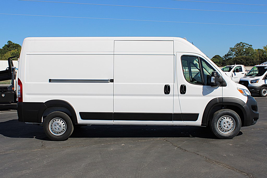 2024 Ram 2500 photo 4