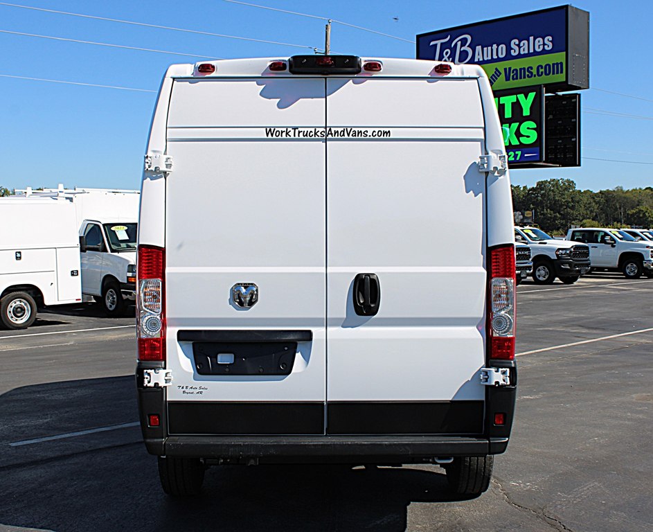 2024 Ram 2500 photo 10