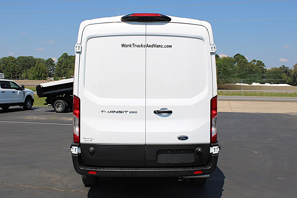 2024 Ford Transit XL photo 5