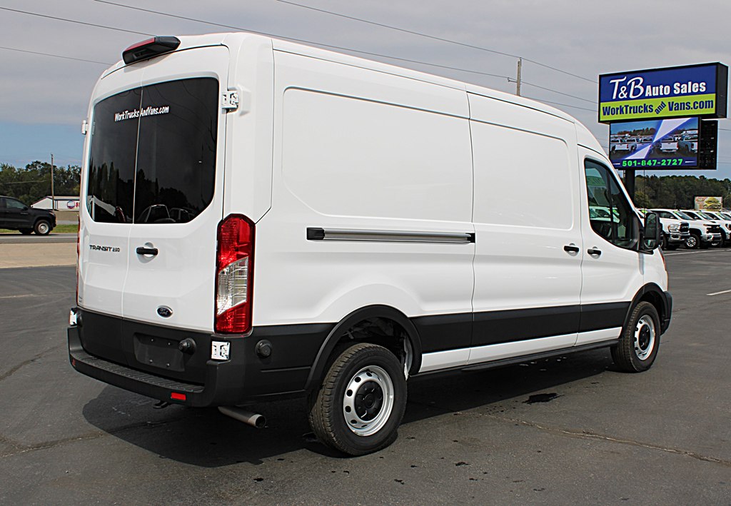 2024 Ford Transit XL Cargo Van photo 4